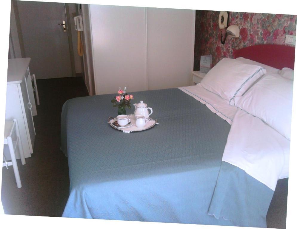 Hotel Gioiella Depandance Bellaria-Igea Marina Zimmer foto