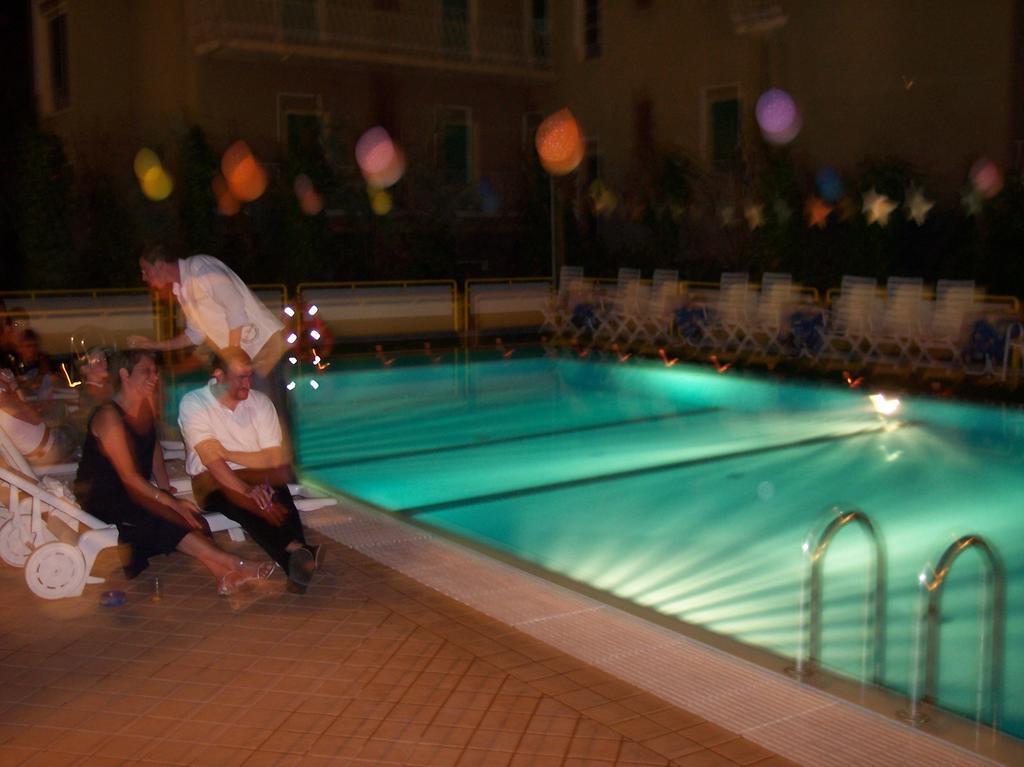 Hotel Gioiella Depandance Bellaria-Igea Marina Exterior foto