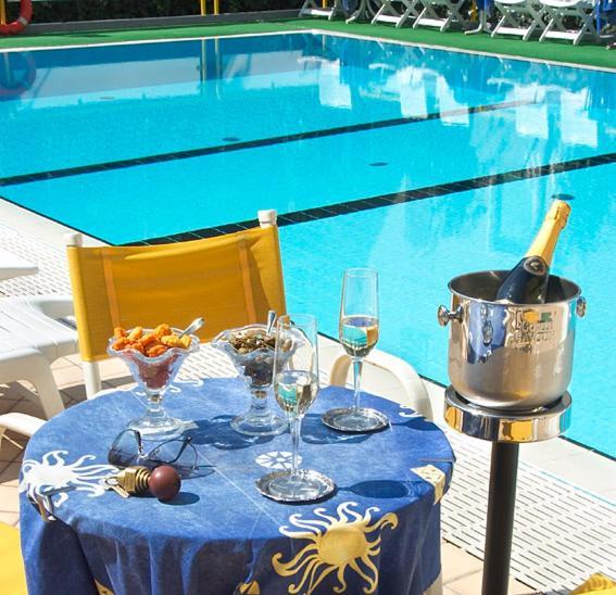Hotel Gioiella Depandance Bellaria-Igea Marina Exterior foto